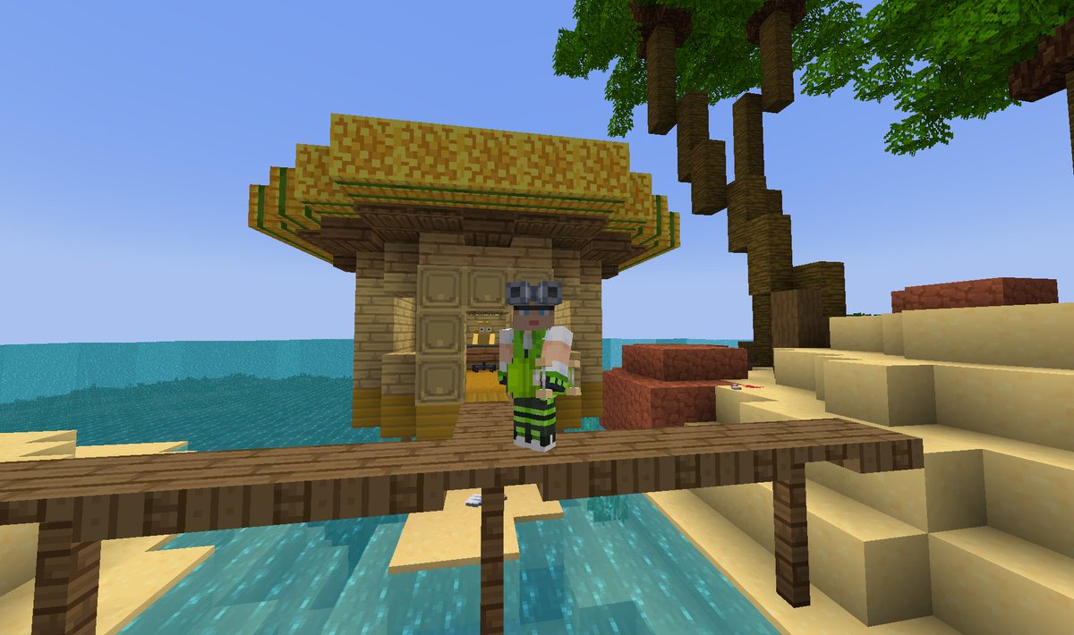 InTheLittleWood's tweet photo. It's daytime again on @MCCisland_ and the story has reached its conclusion

@SightingYellow now has their 2 islands and a floaty off the western coast!!

Putting together a video today summarizing my involvement with it all 😂 https://t.co/A4Gkje6vBn