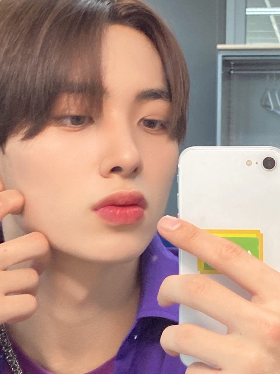 dailyryujunmin's tweet photo. Hello this is a new account dedicated to Junmin of ATBO. Please support this account by clicking like &amp; rt (◍•ᴗ•◍)❤
Thank youuu~

#ATBO #에이티비오 #준민 #류준민 https://t.co/xzNDIZYdJ1