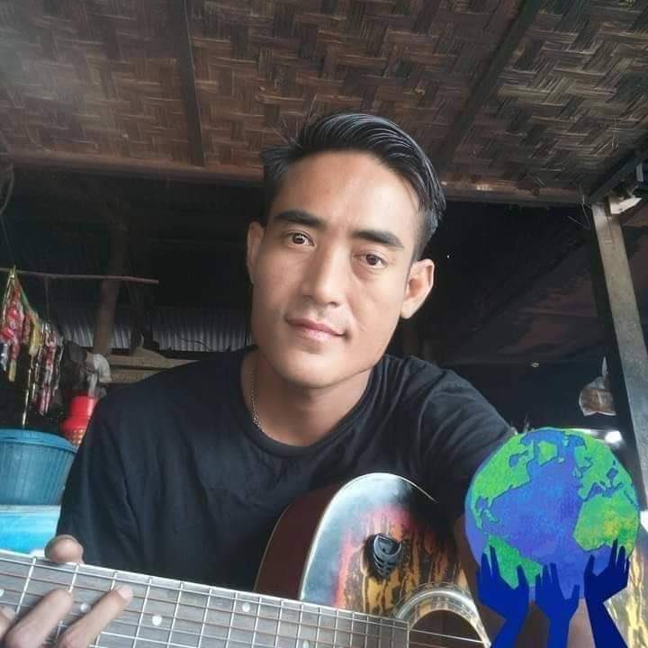 eushwan's tweet photo. KoSitNyein from Thaphan vlg, Wundwin tsp, Meikhtila District, Mandalay, was abducted and beaten to death by Myanmar SAC Terrorists on Aug 22.  #2022Aug25Coup #HelpMyanmarIDPs #WhatsHappeningInMyanmar https://t.co/4glUOP9hQ4