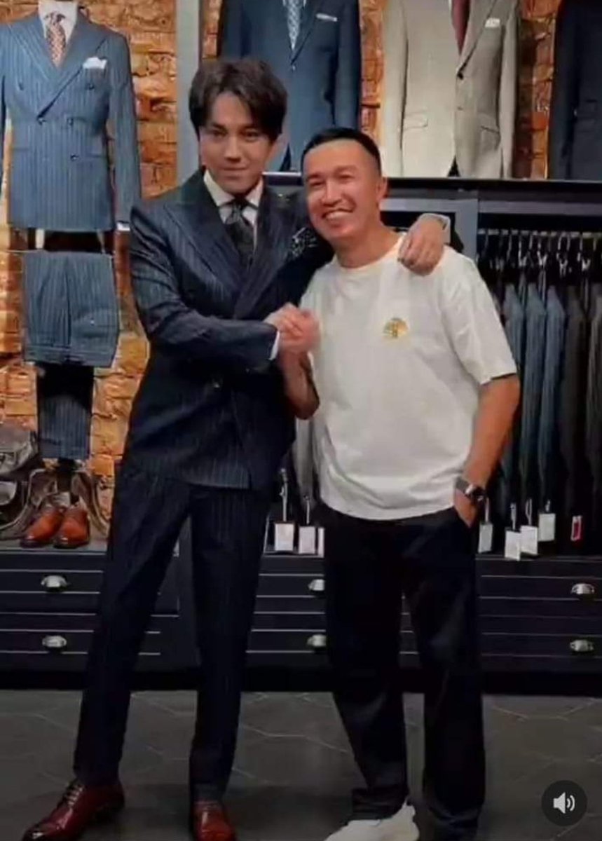 Mmms23320649's tweet photo. DIMASH DIGITAL SHOW 
@dimash_official 
#OmirOter   #DimashQudaibergen
#FlyAway 
#BeWithMe https://t.co/G4HCcmht53