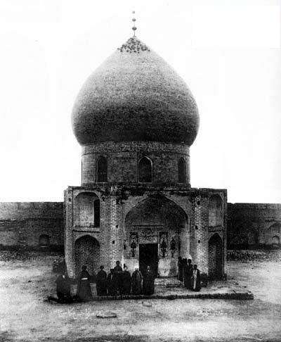 mahmadkarbalaei's tweet photo. Karbala Shrine of Imam Hussain ع 200 years ago ❤️ https://t.co/dJuk0VnYLm
