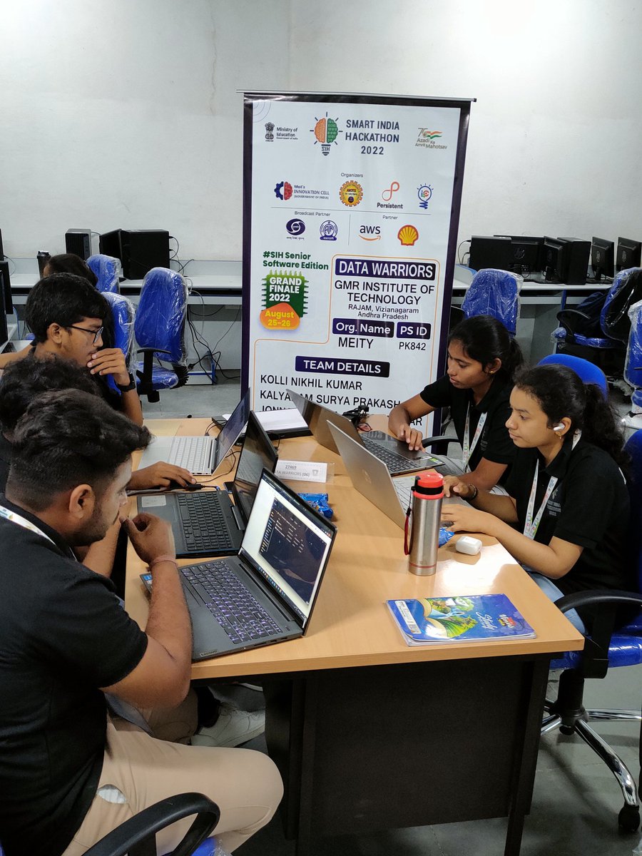 VnrvjietH's tweet photo. Smart India Hackathon 2022. All the participants are participating with full energy.
And also are getting ready for the PM's talk later in the evening at 8PM.
@PMOIndia @narendramodi @mhrd_innovation @PIB_India @PIBHRD @EduMinOfIndia @AICTE_INDIA @SIH2022_MIC https://t.co/JtMHh3PEeQ