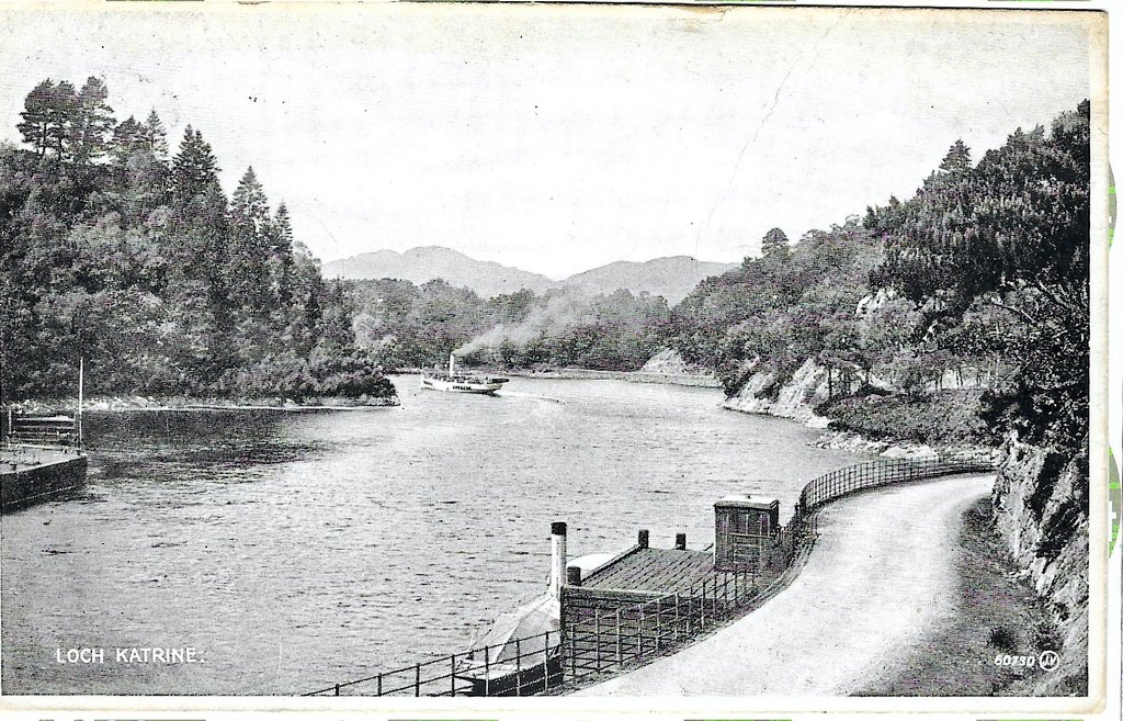 1920Hindsight's tweet photo. The lovely Loch Katrine today, from April 1936. Our sender seems to be having a nice time, despite the snow! 
#1920Hindsight #LochKatrine #VintagePostcard https://t.co/zLPkqi78Pk