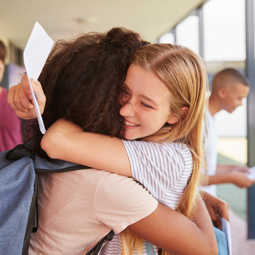 Congratulations to all students across Wales on receiving your exam results today 👏🙌 

For advice on where to turn next, visit Working Wales and find out how you can start your story: workingwales.gov.wales/start-your-sto… #ExamResultsWales