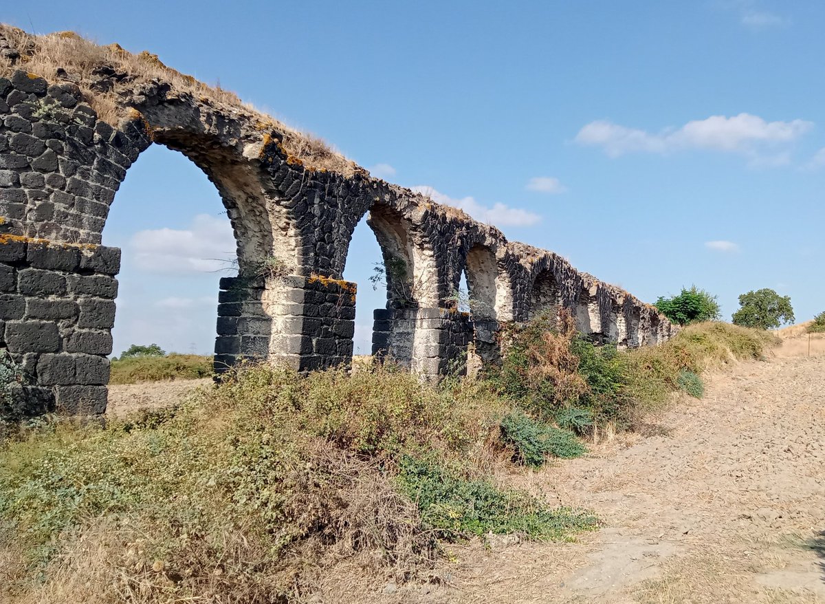 Aqueduct (Su Kemeri) Epiphaneia Antik Kenti, Erzin, Türkiye. #History #archaeohistories