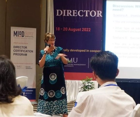 MayWongST's tweet photo. #Myanmar #military said to have arrested ex-#UK ambassador (2002-2006) Vicky Bowman according to @IrrawaddyNews. She has been living in Myanmar with husband Htein Lin who's a renowned artist. Vicky has been leading Myanmar Centre for Responsible Business #WhatsHappeningInMyanmar https://t.co/3S8CnGvEP8
