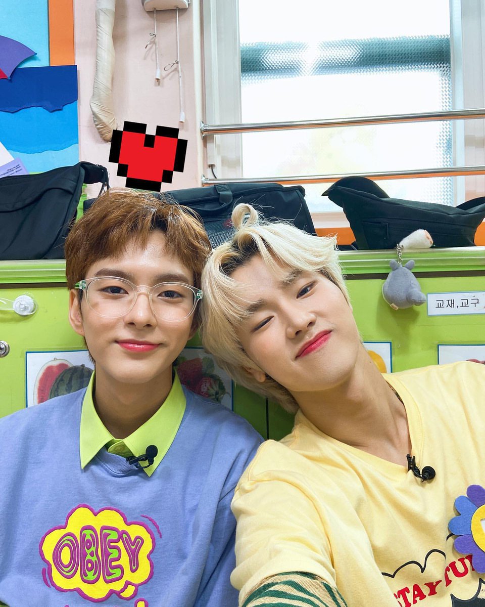 🔒라일락반 지금 들어갈할 수 있나요 사이즈가 좀 자이언트긴 한데 몸만 커요 정신연령은 저 들어가기 완전 가능인데