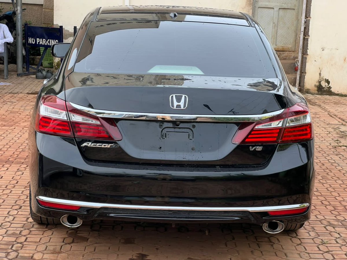 mba_phone_store's tweet photo. HOT DEAL‼️ CLEAN USED HONDA ACCORD
YEAR: 2013 UPGRADED TO 2017 MODEL
PRICE: N5,200,000
ORIGINAL CUSTOM DUTY ✔️
📍Kaduna
📞 07032655719
#ASUU Airport Olamide Sarki Amaka Big Wiz Auba #Airdrops #Phyna Chi chi #ULCdraw Adel Gordon Movies Nick Cannon #PhynaWhoDey #bbnaija https://t.co/P8DUf79KOu