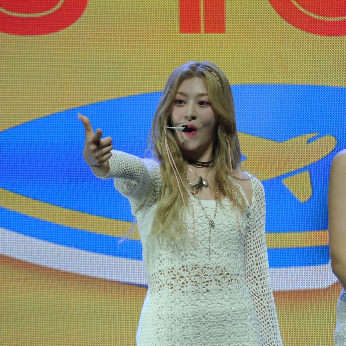 Sefius's tweet photo. #KCONTOUR #KCON2022USTOUR #KCONSF #KCONSFTOUR #STAYC #스테이씨 #스테이씨세은 #세은 #Seeun https://t.co/8w6G3v8rvn