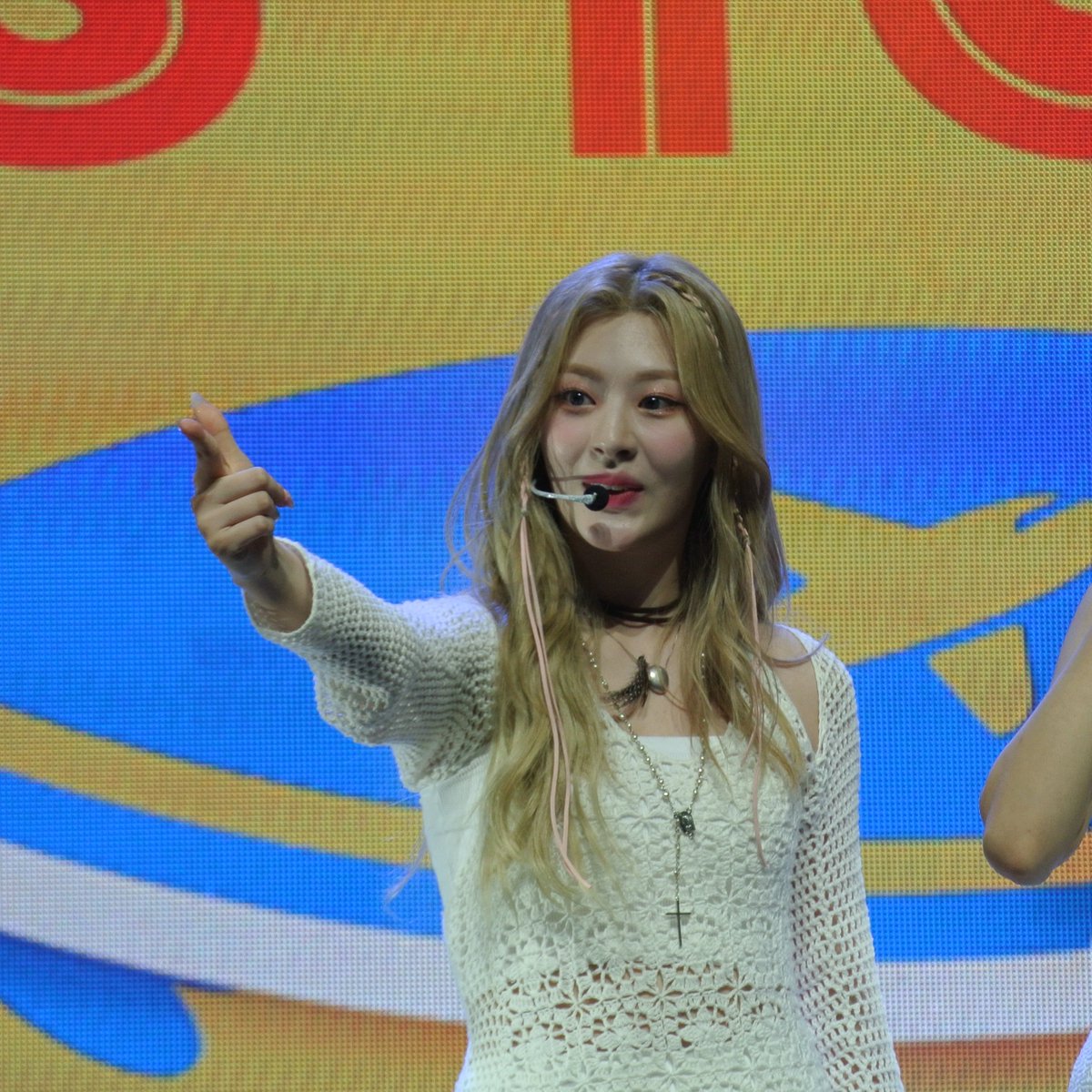 Sefius's tweet photo. #KCONTOUR #KCON2022USTOUR #KCONSF #KCONSFTOUR #STAYC #스테이씨 #스테이씨세은 #세은 #Seeun https://t.co/slvdNeYhEZ