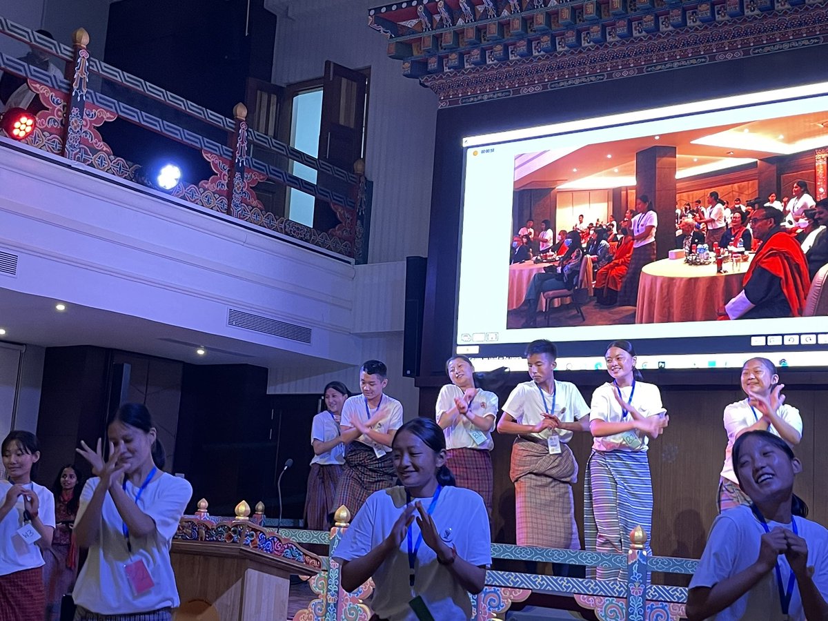 AzusaKubota's tweet photo. Tashi Delek to @BhutanYdf and participants of this year’s Golden Youth Award programme with the theme of Assess, Assert &amp; Advance - it was evident from the youths that the 4 day programme was truly life changing! Hard work pays off. Thank you for the energizing evening. https://t.co/eR0TmOLbEY