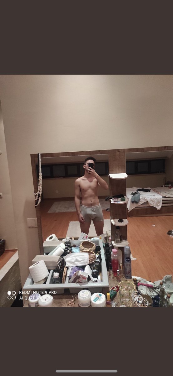 İstanbuldan 19 yaşında aktifim dm bekliyorum pasifler cdler köleler <a href="/turkgayara/">⚜TURK GAY ARA⚜ 🇹🇷🏳️‍🌈🥇♣️</a>