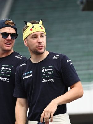 formulawah's tweet photo. does YOUR driver wear a little pikachu hat??? https://t.co/1cYfJOrrbK