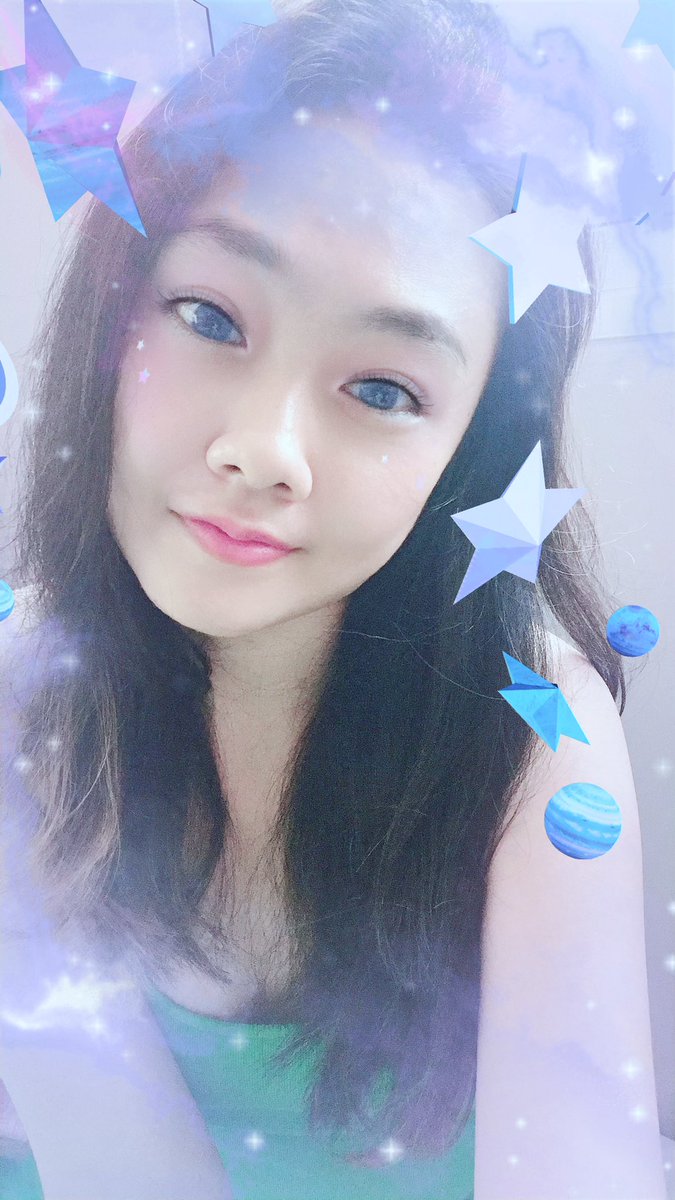 PunnieVIIIXVIII's tweet photo. (ෆ˙ᵕ˙ෆ)◞🍀Gd Afternoon 🌎🌍🌏
It’s me !! 1 Year ago !! 
🙏🏻Wishing all of u’ve a good health forever !! 💪🏻😊👍🏻
God Bless U !! 😇✨
＊This photo i was taken during the day i got Covid-19 on last year.
#TBT #AfternoonWorld #GdHealth #Blessing #こんにちは世界 #壮健  #祝福 https://t.co/NMqE8GOa6Z