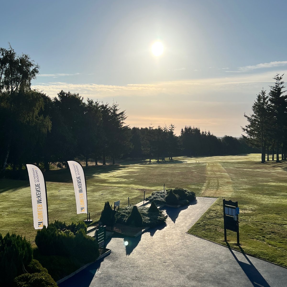 InverurieLocos's tweet photo. Good Morning from Inverurie Golf Club for our annual Golf Day sponsored by Fowler McKenzie Roofing &amp; Cladding Specialists!

Shotgun start at 9am, stay tuned for coverage throughout the day.

🚂 🔴⚽️⚫️ https://t.co/BNDYbyrPg5