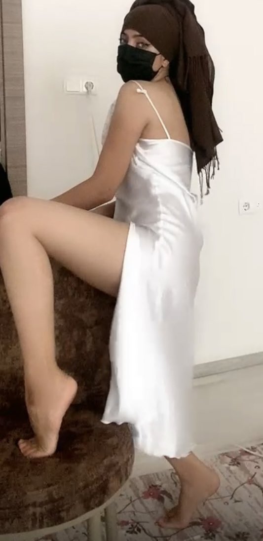 cuckolddTr's tweet photo. 😋😋 https://t.co/2zHU8DQxTm