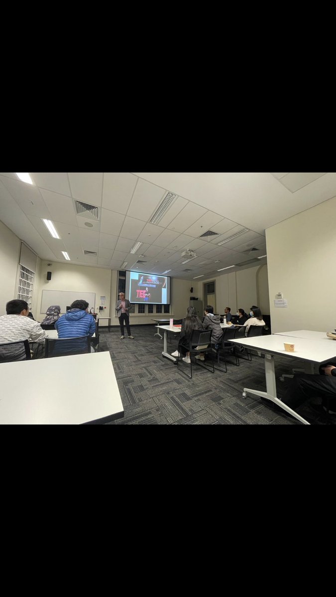 Presentation skills workshop that organized by AAPS. Thanks for <a href="/AndMacUSyd/">Andrew McLachlan</a> the Dean of Pharmacy School #usyd for his informative presentation.
