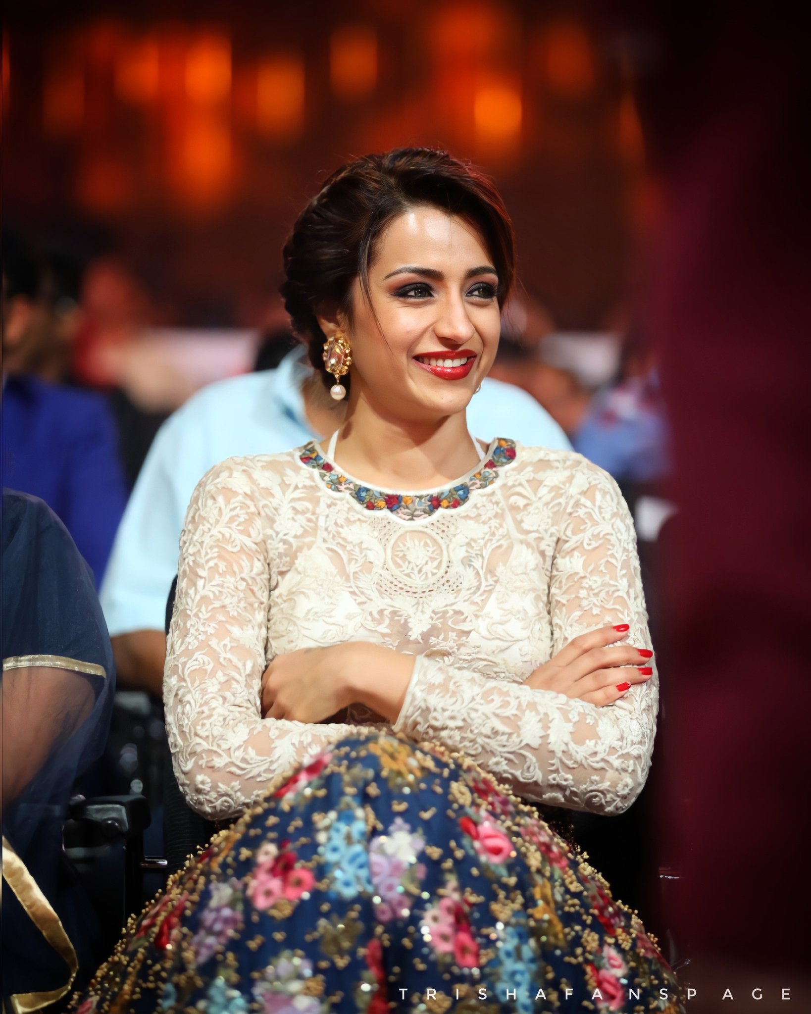 Fa_PpeLagAIaFch?format=jpg&name=large