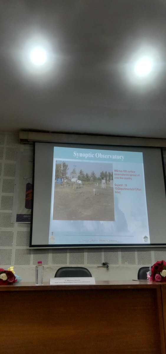 Punam_Bhargava's tweet photo. #BringingClimateChangeToClassroom a program of #ClimateChangeDepartment Govt of Gujarat @gedagandhinagar and @InfoGujcost held @GujScienceCity
Dr Manorama Mohanty, Head, #IndianMeterologyDepartment interacting with science educators @narottamsahoo @vnehra @UNFCCC @dstGujarat https://t.co/q7467D22h2