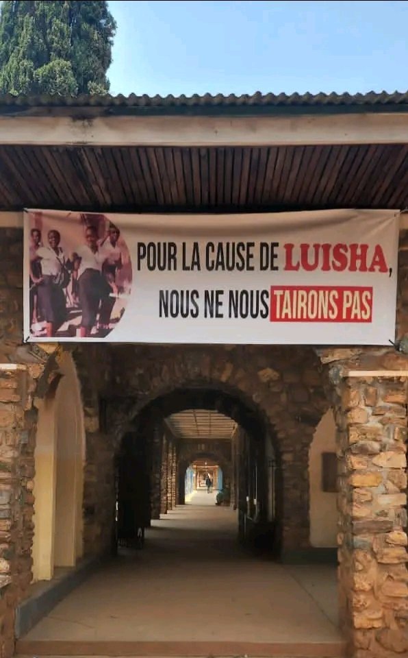 gael_mbale's tweet photo. <<L'éducation est un progrès social>>.
Pour la cause de #Luisha, nous ne nous tairons pas.
#Lesuccès... https://t.co/zLoKYUn3fb