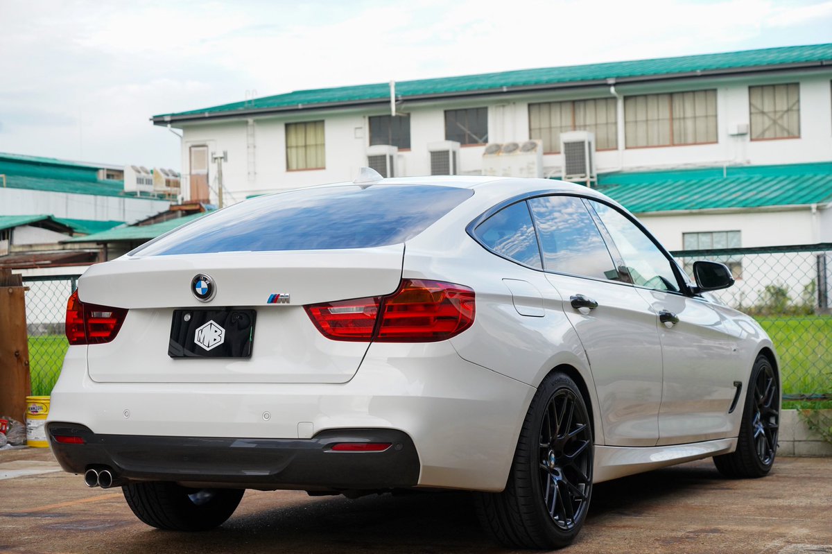 dvyfjhadu's tweet photo. ＃車売ります 

【BMW3シリーズGT 】
平成27年式　47000キロ
車検令和6年4月
車体本体価格248万円

GZOXガラスコーティング
デイライト仕様　社外ホイール
リップ取り付け
現車確認OK ローンOK

＃車売ります　#車両販売
＃車買います　#bmw  ＃格安車両 https://t.co/Gu1m93loEc