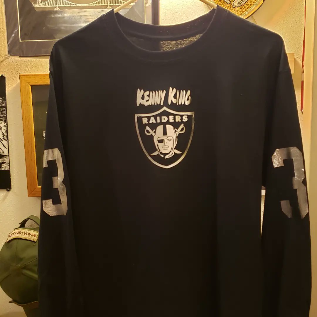 TheWayOfMrJay's tweet photo. Giving LIFE to the LEGENDS. #LesterHayes #KennyKing #SilverAndBlack #AlDavis #OneNationOneHeart #HisMadnessCannotBeChecked #MyMadnessCannotBeChecked #TheWayOfMrJay #KennyKing https://t.co/mYQAsM7aYH
