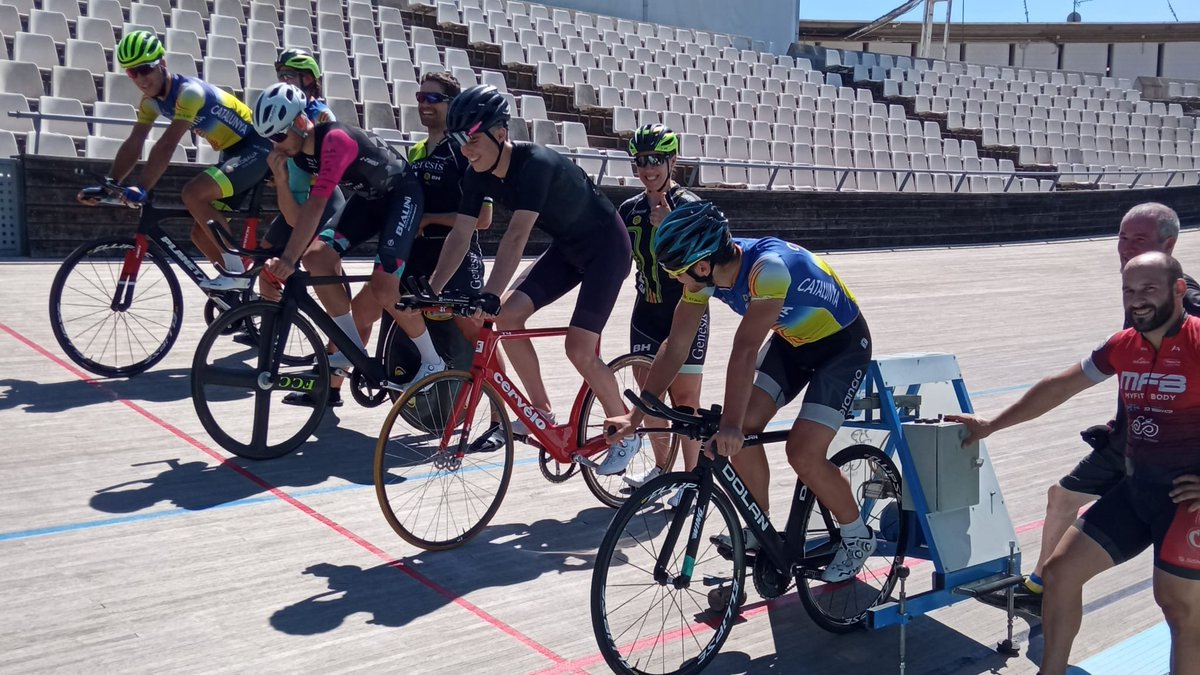 🚴La selecció #ciclismecat prepara el Campionat d'Espanya #CEPistaValencia22!

🙌Amb els velocistes <a href="/Helena_Casas/">Helena Casas OLY</a>, <a href="/ItmarEsteban/">Itmar Esteban</a>, <a href="/GerardGarcaGmez/">Gerard García Gómez</a> i Manu Isach i els fondistes <a href="/laura_rguez_19/">Laura Rodriguez</a>  i <a href="/mariabanlles/">Maria Banlles</a>, Oriol Beltran, <a href="/pallares_marcel/">Marcel</a>, Erik Martorell i <a href="/PauTorrent8/">Pau Torrent</a>.