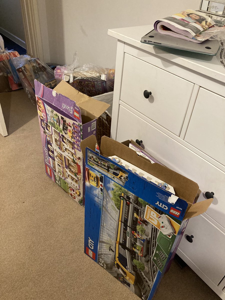 Lara Crisp tweet media