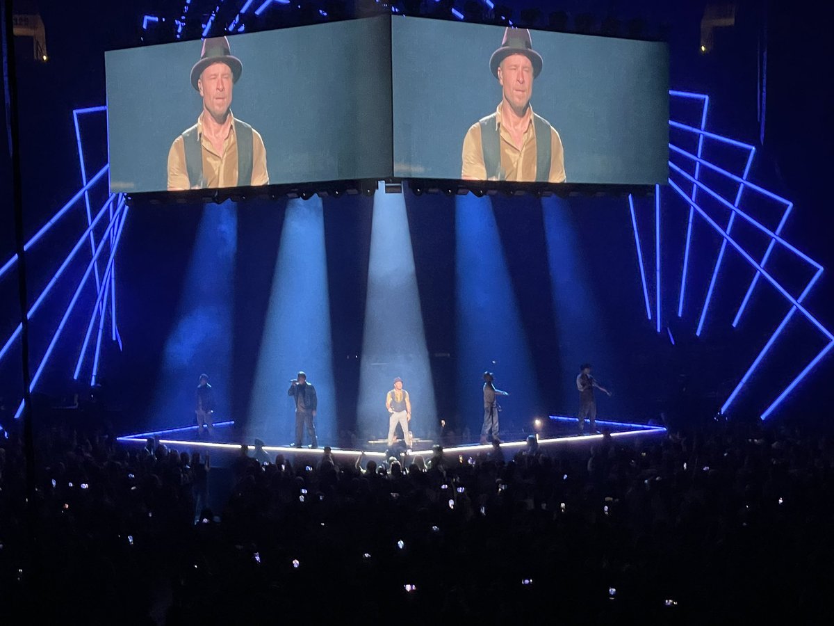 AlyssaG1331's tweet photo. Backstreetโs Back, Alright! #bsbvc https://t.co/295SQOVI1M