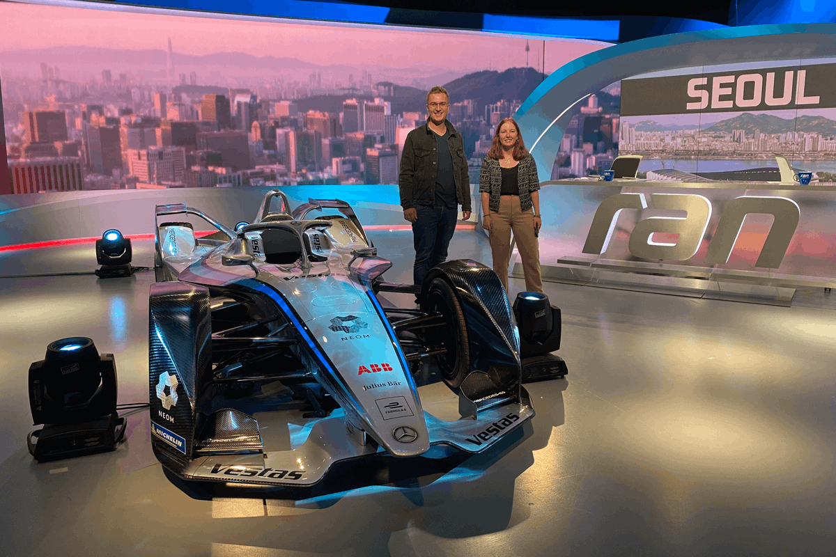 eFORMELde's tweet photo. 📺 Blick hinter die Kulissen: So lief die #FormelE-Produktion von @ProSieben & @ransport beim #SeoulEPrix 🇰🇷
https://t.co/Thz3cjbXa4
#FormulaE #ABBFormulaE @FIAFormulaE #ranFormelE https://t.co/4ea78BvmWE
