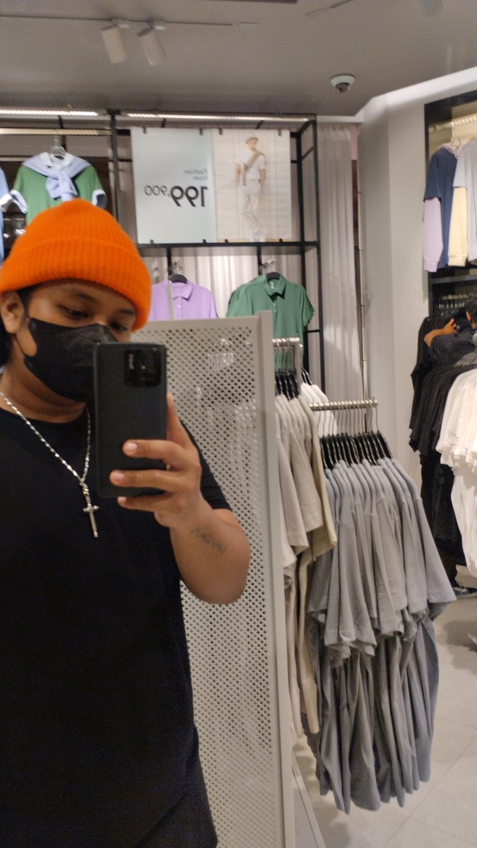 Flip9i's tweet photo. Numpang foto aja https://t.co/usBBjH1tEV
