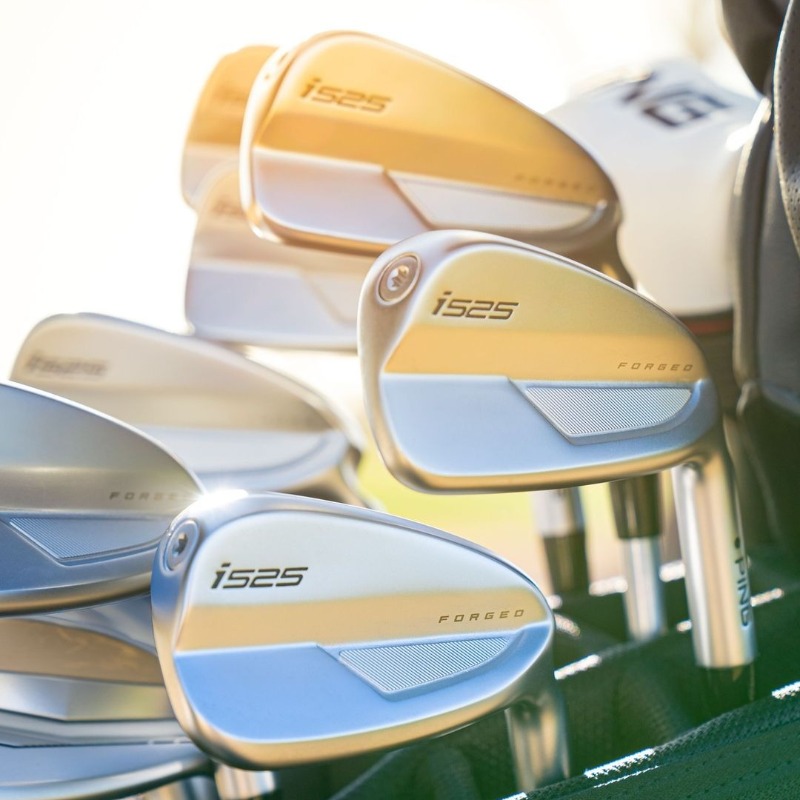 GreggRobertsPGA's tweet photo. The i525 irons look 💯 hit the like button if they would go straight into your bag!

#PING | #RotherhamProShop https://t.co/0MIreTLAW4