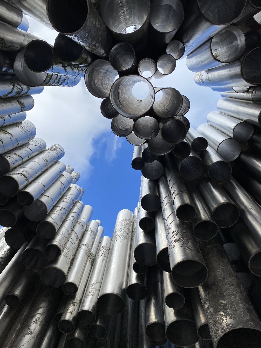 MDMonseau's tweet photo. Sibelius’ music caught in steel and sky… #finnishwelcome #fulbrightfinland https://t.co/eFVUC5VF4b