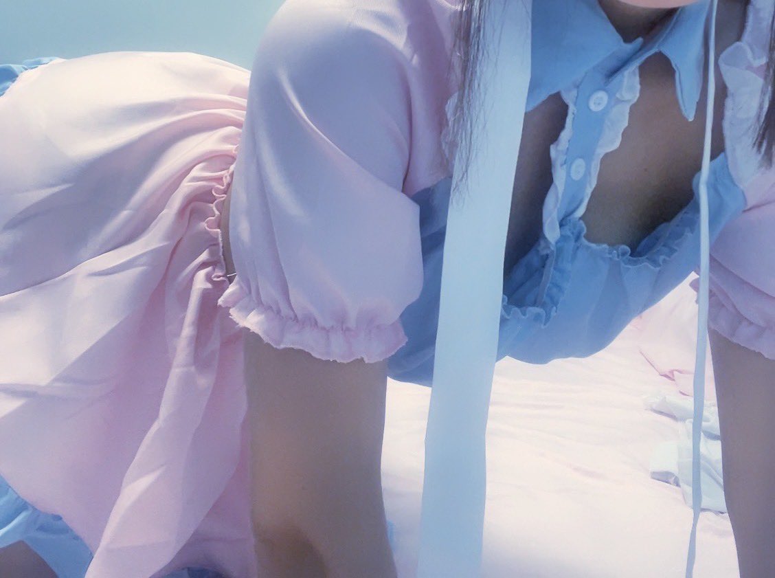 shape12138's tweet photo. #情趣诱惑 #制服美少女 https://t.co/enkdJ8CwQJ