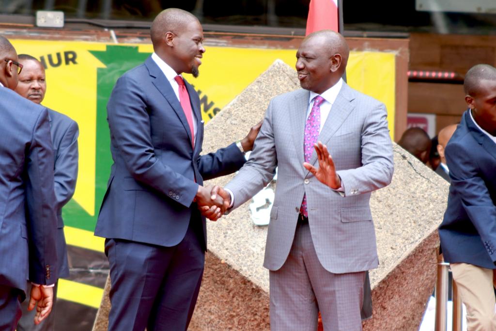 nduyamuthama's tweet photo. Congratulations His Excellency, @SakajaJohnson for being sworn in as the third Governor of Nairobi City County. May the good Lord guide you as you plan to make our  Capital City work again. https://t.co/rmH5FmS573