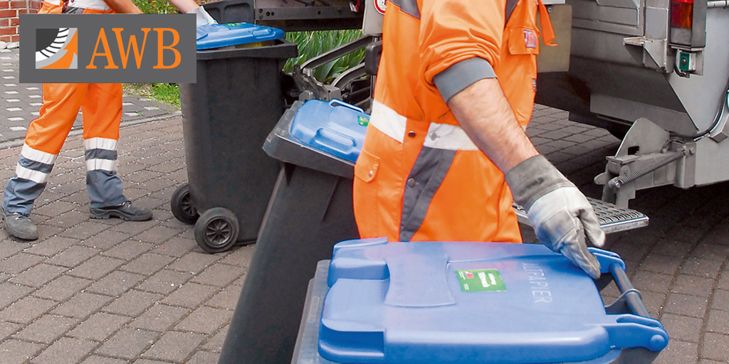 awbkoeln_info's tweet photo. Neue #Abfuhrtage der #Papiertonne für #Köln: Ab dem 29. August 2022 werden die Blauen Tonnen in Köln an neuen Abfuhrtagen geleert. Die Tonnen werden mit entsprechenden Aufklebern versehen. Infos zum neuen Leerungstermin auf https://t.co/jMEu0WrIFO und in der #AWBApp. https://t.co/r974alxgve