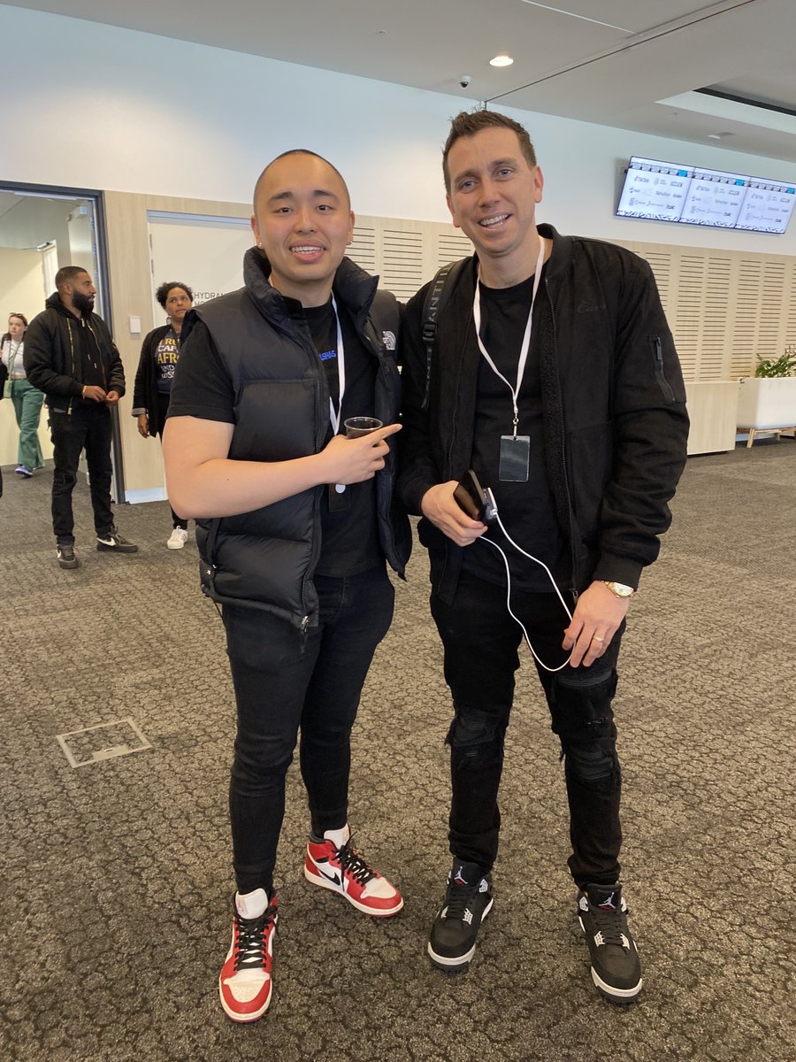 JUSTINPUSHAS's tweet photo. Had the pleasure of sharing the PUSHAS journey with @jadeleflay today at #SOUNDWEST. 

Also got to hang out and share a meal with Simon Beard in person after only meeting on zoom calls. 

What a day! https://t.co/fsVhrIOgGN