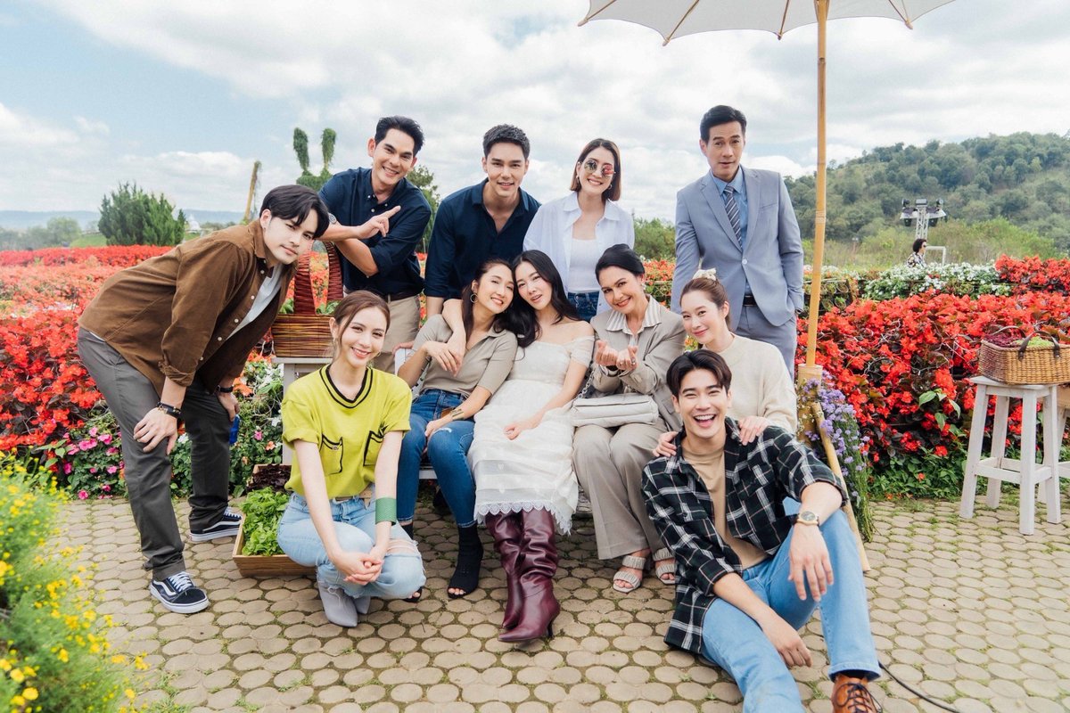 ThisaVaritthisa's tweet photo. ไปเที่ยว Burin farm กับเค้ามั้ย~~ @euroyotsawat @nuneworanuch @jeabsopidnapa @LakornMagicif 
#เข็มซ่อนปลายep4 https://t.co/vXXI7mmdlW