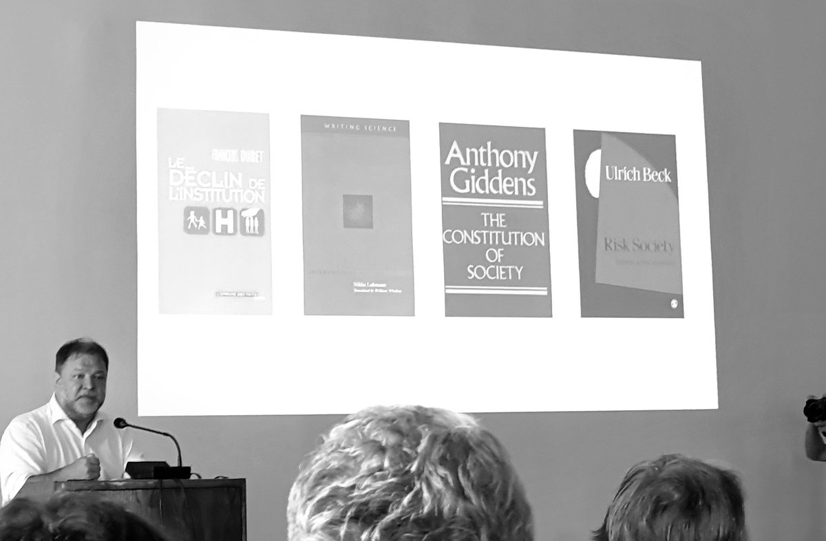 Tobias Hölterhof tweet media