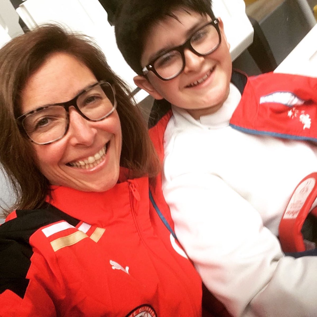 caterinbravo's tweet photo. “Panamericano Infantil Lima 2022” Primera jornada con mis alumnos del @ClubManquehue 
Primeros viajes internacionales y primeros touchés Panamericanos. 🗡 Tremenda experiencia en un escenario grandioso! @Chilesgrima @TeamChile_COCH @MindepChile @INDChileOficial #vamoschile 🇨🇱 🤺 https://t.co/FNhFbJtLnP