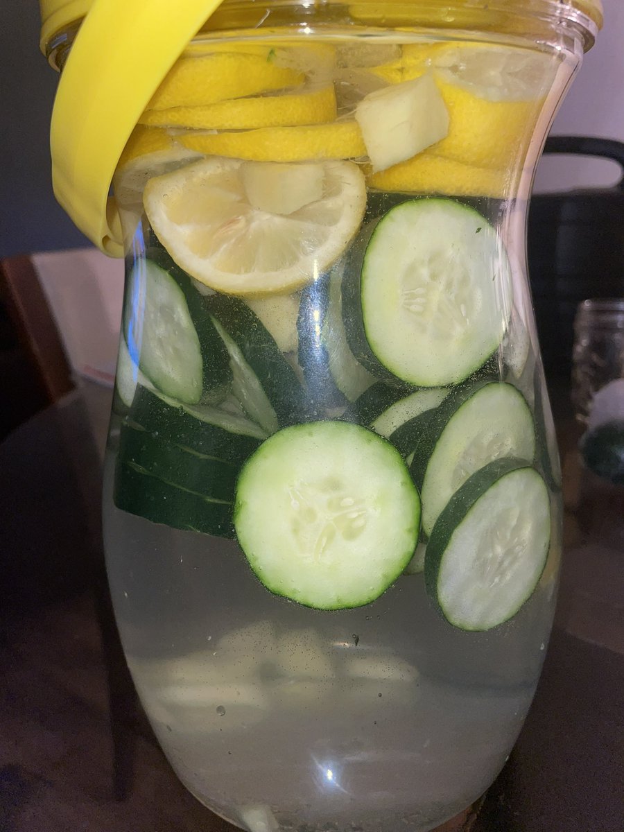 Bee_Ham's tweet photo. Lemon, Cucumber And Ginger Water Going In The Refrigerator Now 💪🏾 #DetoxWater #BeGoodToYourBody https://t.co/Y1YfEVGTjP