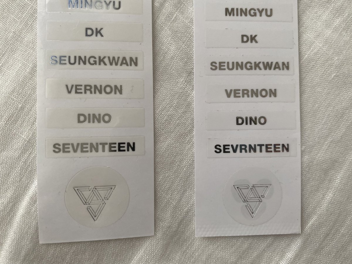 ho5oi_woo's tweet photo. SEVENTEEN OFFICIAL LIGHTSTICK 2
🚨偽物の特徴
・電池ホルダーが白
・ドーム部分が分解できない
・ドーム内にもスパンコールが入っている
・付属シールのスペルがSEVRNTEEN😤
・アプリのBluetooth接続では点灯するが、ライブ会場では接続できなかった
#CARAT棒 https://t.co/OfnHs7MWeH