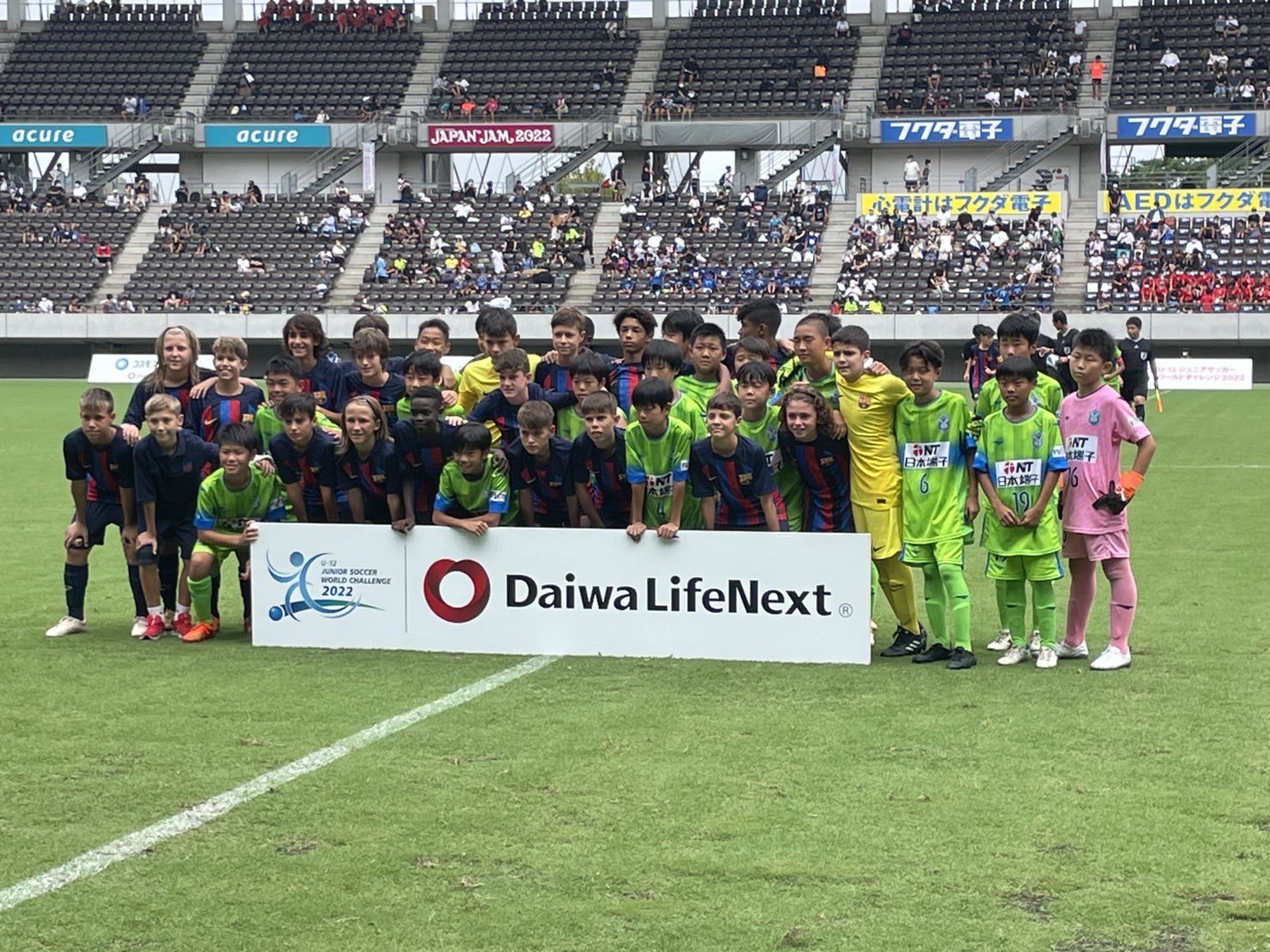 湘南ベルマーレ アカデミー情報 湘南ベルマーレアカデミー選抜 が出場している U 12ジュニアサッカーワールドチャレンジ22 Fcバルセロナとの3位決定戦は先制するも1 8で敗戦となりました 本大会最高順位の4位で終えました 4日間の大会期間中の