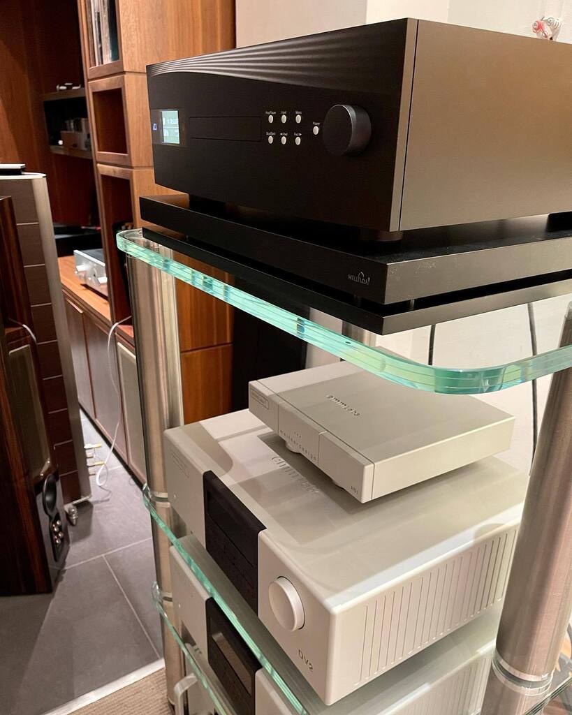 AudioVenue's tweet photo. The very best of digital audio, in our opinion of course.
.
#pureaudio #luxurylifestyle #dcs #ultimateaudio #supremehifi #luxuryaudio #luxuryhifi #rossiniapex #emmlabs #wellfloat #emmlabs #edmeitner #emmlabsdac #emmlabsdv2 #emmlabspre #emmlabsns1 #dcsr… https://t.co/rRL0B9wEHv https://t.co/1xhuO3toP3