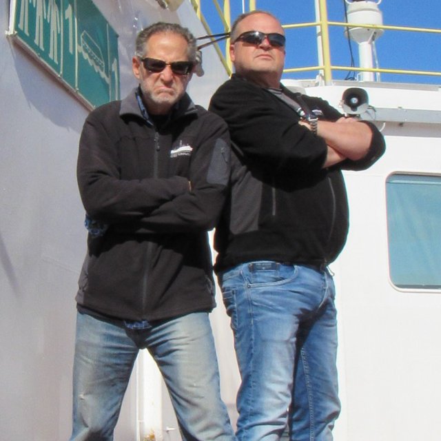 SchererReed's tweet photo. Statler &amp; Waldorf reunited in Bremen @cbep12_bremen 
Last year at this time we were out on @TheJR #exp396 #dinocysts #diatoms https://t.co/fujtkS2OT4