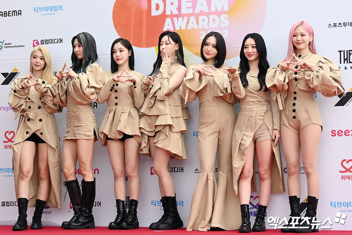 Fa_dxMZX0AA7qzR?format=jpg&name=medium