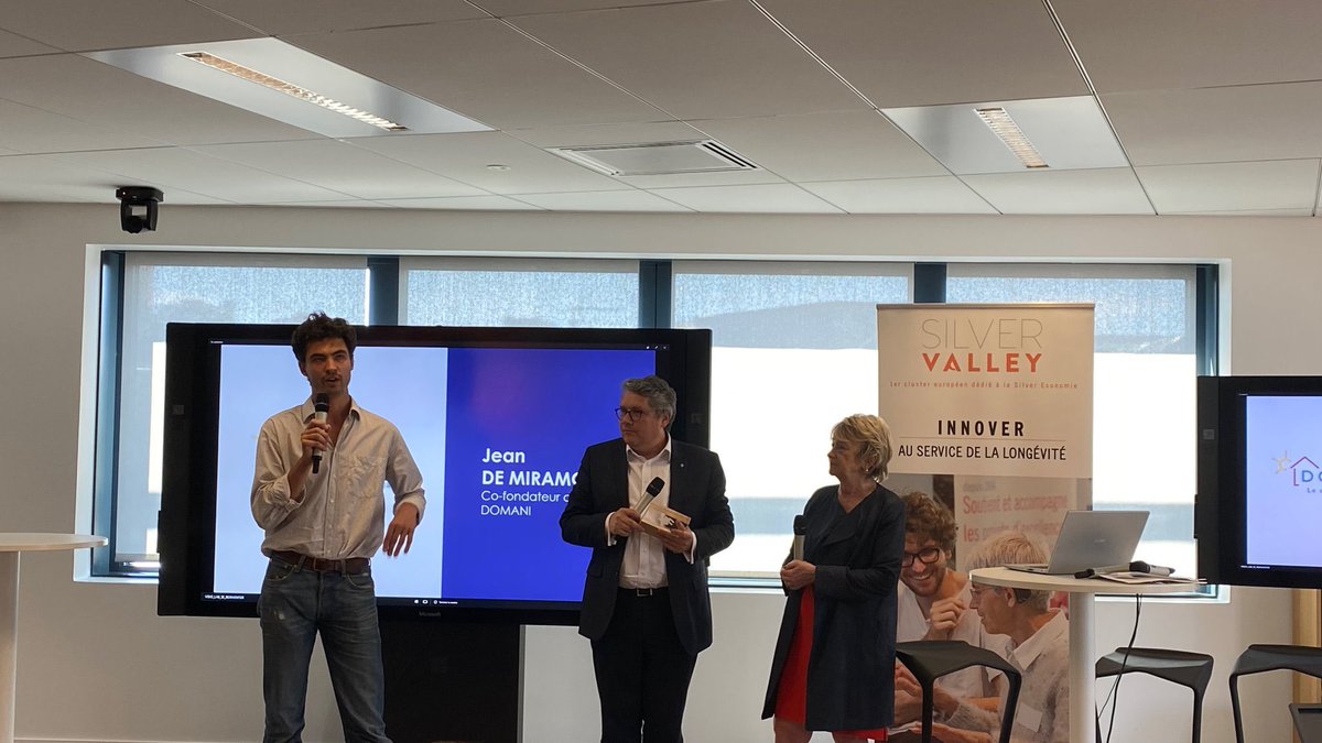 Collectif150000's tweet photo. Félicitations à #Domani et @ColetteClub
 qui remportent respectivement la 1er et 2ème place de la catégorie #VieillissementActif du #PrixSilverValley 

Nous sommes fiers de compter Domani et Colette parmi les membres de notre collectif 150 000 en 2030 ! https://t.co/4zEEfIRSlF