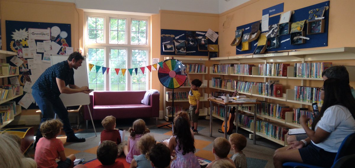 southendlibrary's tweet photo. The wonderful Justin Coe and an audience of supremely inventive Gadgeteers in full creative flow, at 'The Gift of the Gadget' event, at Leigh Library yesterday. β¨
A big #ThankYou to all who attended!
#TheGiftOfTheGadget #Interactive #Event #SummerOfReading #LeighLibrary https://t.co/EzSi5ZnlSh