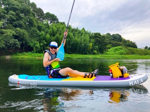 aandf_corp's tweet photo. SUPで川下り！那珂川（なかがわ）編【KASHIWANOHA T-SITE店】 https://t.co/Nhx4pYOoDg
#ハラ #HalaGear #adventuredesigned #whitewaterdesigned https://t.co/bXAs3d3bnh