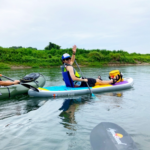 aandf_corp's tweet photo. SUPで川下り！那珂川（なかがわ）編【KASHIWANOHA T-SITE店】 https://t.co/Nhx4pYOoDg
#ハラ #HalaGear #adventuredesigned #whitewaterdesigned https://t.co/bXAs3d3bnh